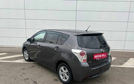 Toyota Verso I, 2013 год, 1 500 000 рублей, 6 фотография