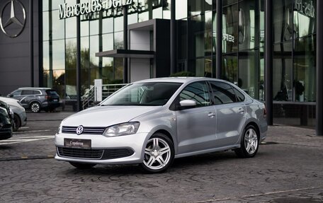 Volkswagen Polo VI (EU Market), 2013 год, 989 000 рублей, 1 фотография