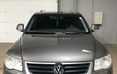 Volkswagen Touareg III, 2008 год, 1 500 000 рублей, 2 фотография