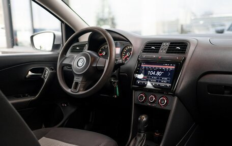 Volkswagen Polo VI (EU Market), 2013 год, 989 000 рублей, 20 фотография