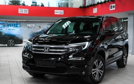 Honda Pilot III рестайлинг, 2016 год, 3 099 000 рублей, 5 фотография