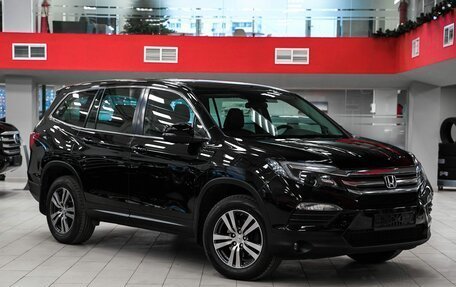 Honda Pilot III рестайлинг, 2016 год, 3 099 000 рублей, 3 фотография