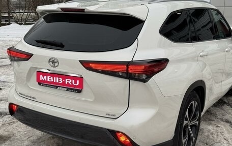 Toyota Highlander, 2021 год, 7 000 000 рублей, 12 фотография