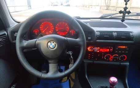 BMW 5 серия, 1992 год, 530 000 рублей, 16 фотография