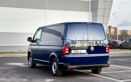 Volkswagen Transporter T5 рестайлинг, 2015 год, 1 740 000 рублей, 7 фотография