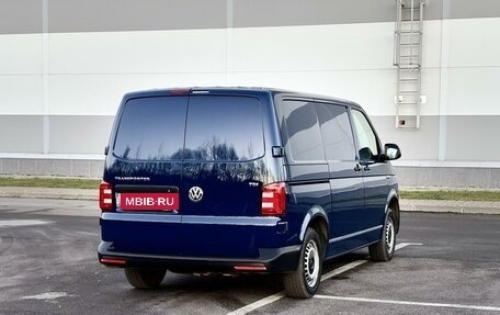 Volkswagen Transporter T5 рестайлинг, 2015 год, 1 740 000 рублей, 9 фотография