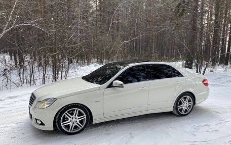 Mercedes-Benz E-Класс, 2009 год, 2 040 000 рублей, 6 фотография