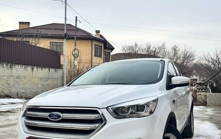 Ford Kuga III, 2018 год, 1 950 000 рублей, 2 фотография