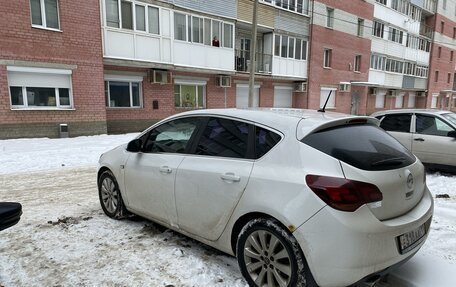 Opel Astra J, 2011 год, 500 000 рублей, 4 фотография