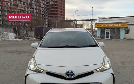 Toyota Prius Alpha I (ZVW40/41), 2015 год, 1 620 000 рублей, 8 фотография