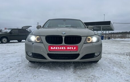 BMW 3 серия, 2010 год, 1 100 000 рублей, 2 фотография