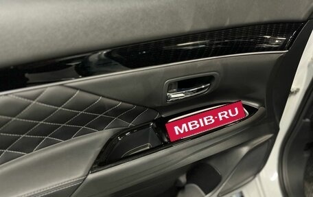 Mitsubishi Outlander III рестайлинг 3, 2022 год, 2 845 000 рублей, 13 фотография