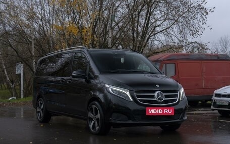 Mercedes-Benz V-Класс, 2018 год, 6 500 000 рублей, 4 фотография