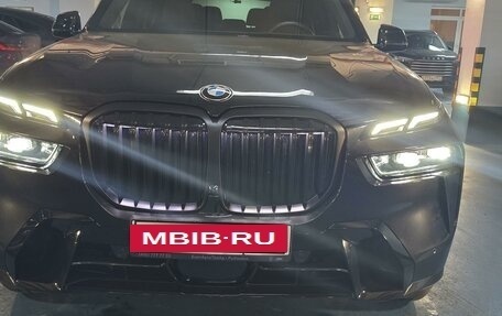 BMW X7, 2023 год, 16 700 000 рублей, 3 фотография