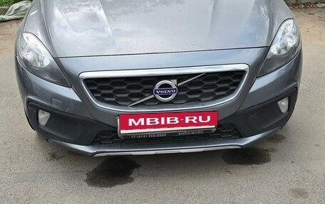 Volvo V40 Cross Country I, 2014 год, 926 100 рублей, 2 фотография