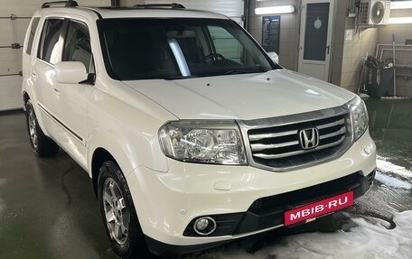 Honda Pilot III рестайлинг, 2013 год, 2 100 000 рублей, 2 фотография