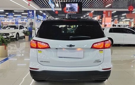 Chevrolet Equinox III, 2021 год, 1 600 000 рублей, 7 фотография