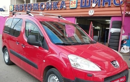 Peugeot Partner II рестайлинг 2, 2010 год, 800 000 рублей, 3 фотография