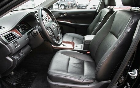 Toyota Camry, 2014 год, 2 259 000 рублей, 13 фотография