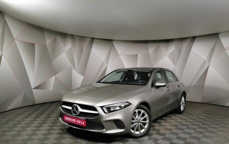 Mercedes-Benz A-Класс, 2019 год, 2 598 000 рублей, 1 фотография