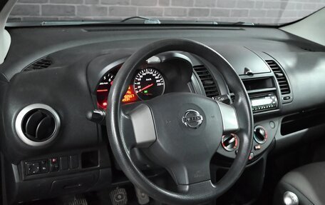 Nissan Note II рестайлинг, 2013 год, 940 000 рублей, 13 фотография