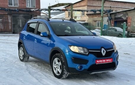 Renault Sandero II рестайлинг, 2017 год, 869 000 рублей, 1 фотография