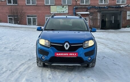 Renault Sandero II рестайлинг, 2017 год, 869 000 рублей, 2 фотография