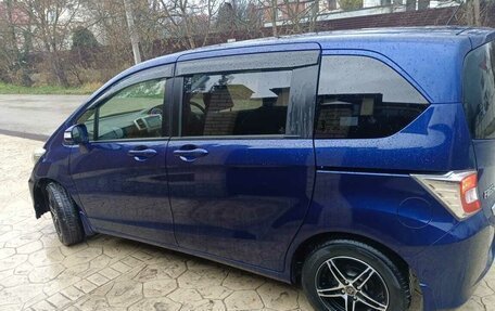 Honda Freed I, 2014 год, 1 250 000 рублей, 33 фотография