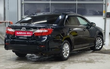 Toyota Camry, 2014 год, 1 580 000 рублей, 2 фотография