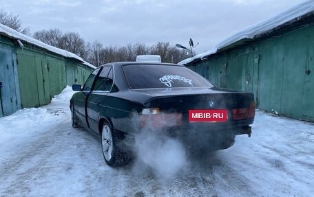 BMW 5 серия, 1989 год, 130 000 рублей, 2 фотография