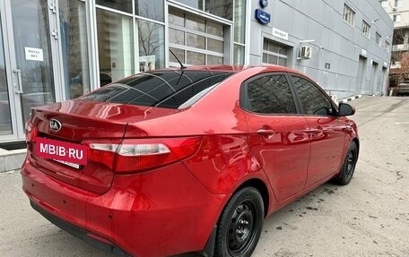 KIA Rio III рестайлинг, 2015 год, 1 049 000 рублей, 5 фотография