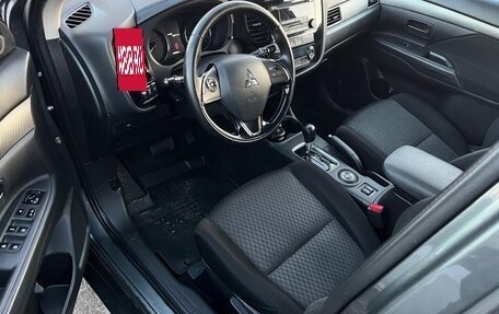 Mitsubishi Outlander III рестайлинг 3, 2015 год, 1 620 000 рублей, 8 фотография