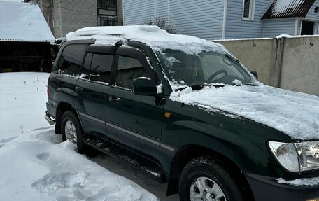 Toyota Land Cruiser 100 рестайлинг 2, 1998 год, 1 970 000 рублей, 14 фотография