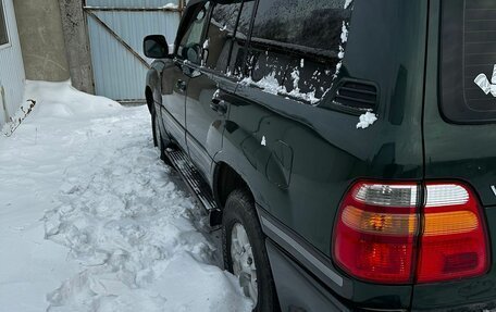 Toyota Land Cruiser 100 рестайлинг 2, 1998 год, 1 970 000 рублей, 16 фотография