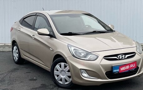 Hyundai Solaris II рестайлинг, 2011 год, 899 000 рублей, 3 фотография