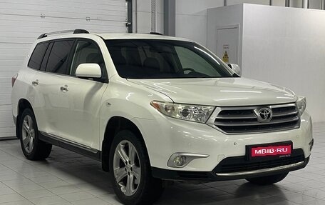 Toyota Highlander III, 2011 год, 2 149 000 рублей, 1 фотография