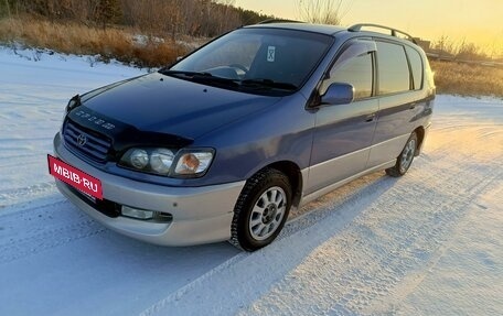 Toyota Ipsum II, 1997 год, 495 000 рублей, 4 фотография