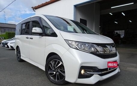 Honda Stepwgn IV, 2015 год, 1 500 000 рублей, 3 фотография