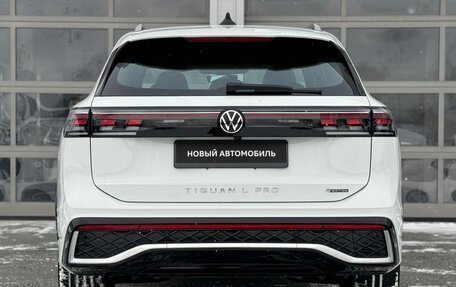 Volkswagen Tiguan, 2024 год, 5 950 000 рублей, 6 фотография