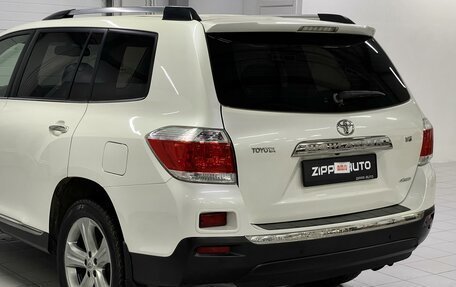 Toyota Highlander III, 2011 год, 2 149 000 рублей, 7 фотография