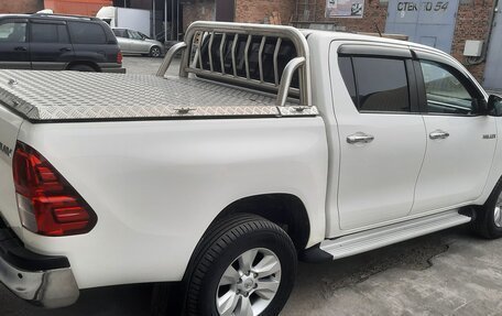 Toyota Hilux VIII, 2015 год, 2 900 000 рублей, 3 фотография