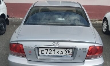 Hyundai Sonata IV рестайлинг, 2006 год, 300 000 рублей, 3 фотография