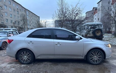 KIA Cerato III, 2010 год, 950 000 рублей, 4 фотография