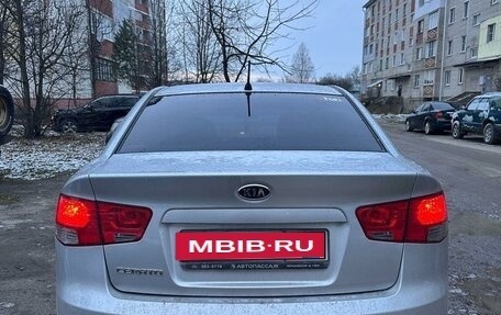 KIA Cerato III, 2010 год, 950 000 рублей, 2 фотография