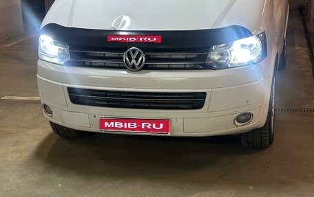 Volkswagen Multivan T5, 2014 год, 2 650 000 рублей, 1 фотография