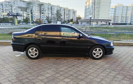 Toyota Avensis III рестайлинг, 2000 год, 390 000 рублей, 3 фотография