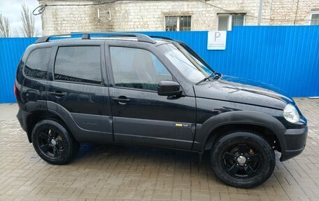 Chevrolet Niva I рестайлинг, 2017 год, 800 000 рублей, 7 фотография