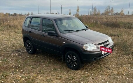 Chevrolet Niva I рестайлинг, 2018 год, 695 000 рублей, 13 фотография