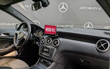 Mercedes-Benz A-Класс, 2015 год, 1 950 000 рублей, 13 фотография