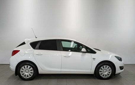 Opel Astra J, 2014 год, 1 190 000 рублей, 4 фотография